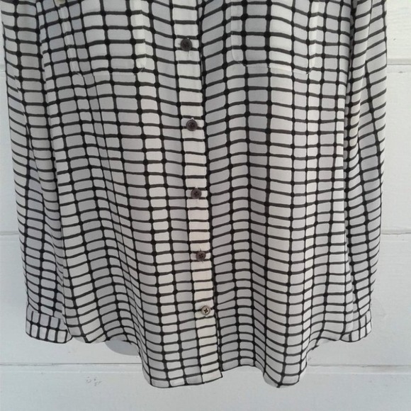Loft Women's White Black Button Front Shirt Long Sleeves Small Petite - Picture 4 of 8